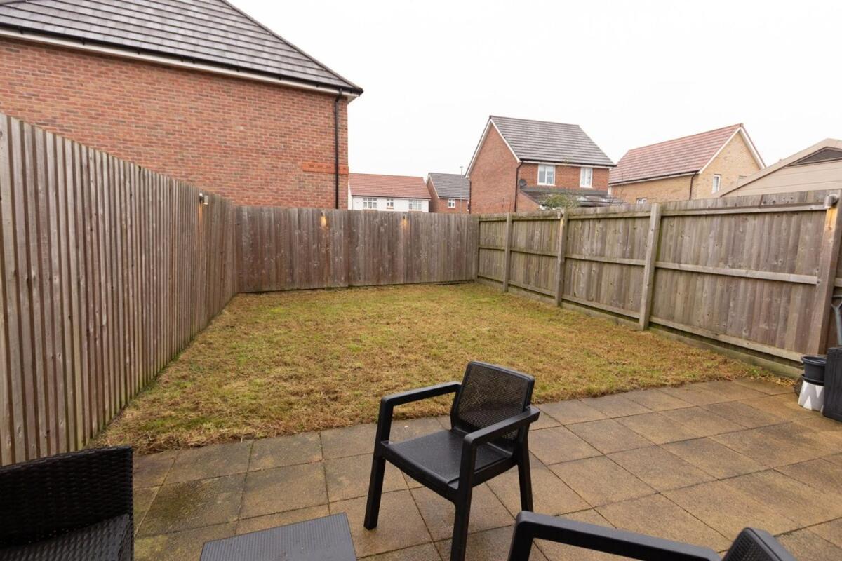 Charming 1br House In Eccles With Free Parking Holiday home *
